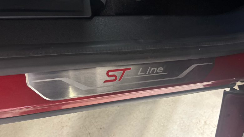 Ford Puma 1.0 EcoBoost Hybrid mHEV ST-Line X First Ed 5dr Petrol Hatchback